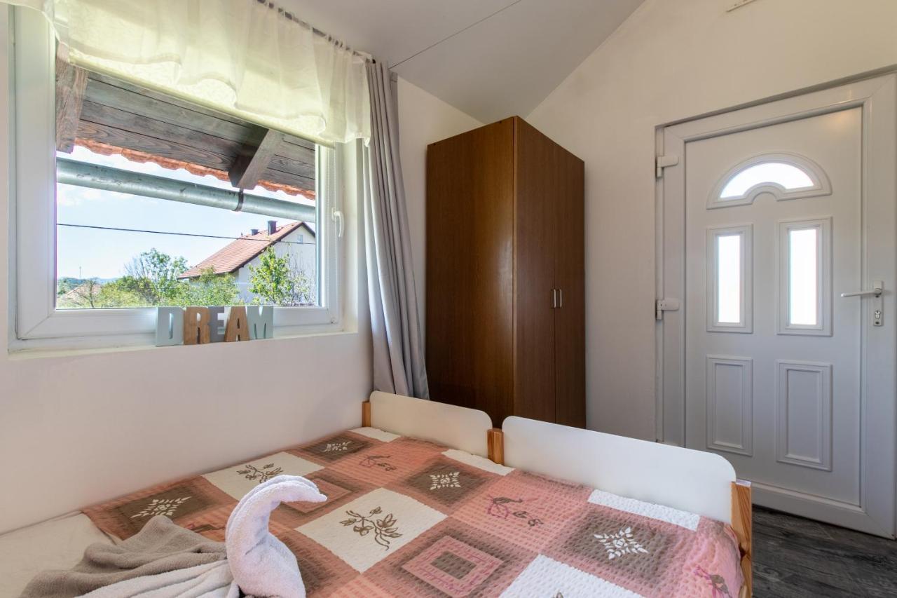 Lucija Apartment Lovinac  Exterior photo